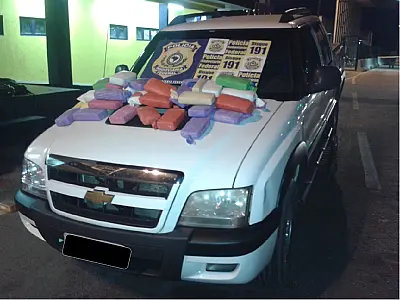 Mulher é presa transportando 46,3 kg de cocaína que seria comercializada na Capital