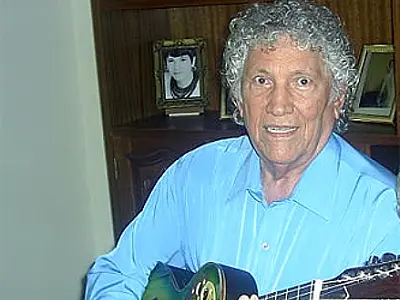 Morre nesta madrugada o cantor Tinoco