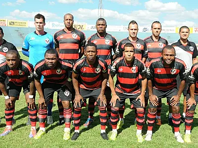Águia vence o Cene no primeiro duelo da final