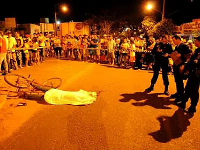 Ciclista morre ao ter a cabeça esmagada por caminhão em Naviraí