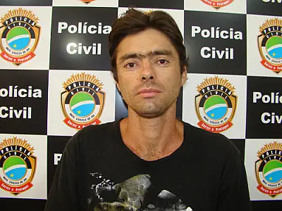 Ex-funcionário é preso por fazer compras em nome de empresa