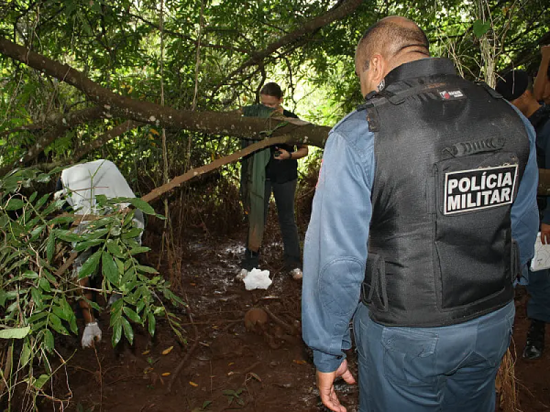 Pescadores encontram ossada em córrego em Dourados