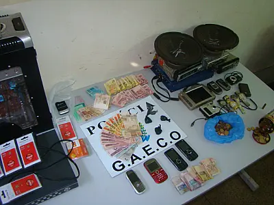 Presos acusados de abastecer bocas de fumo em Dourados