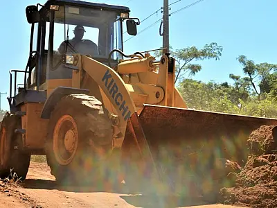 Prefeitura retoma manutenção em vias não pavimentadas