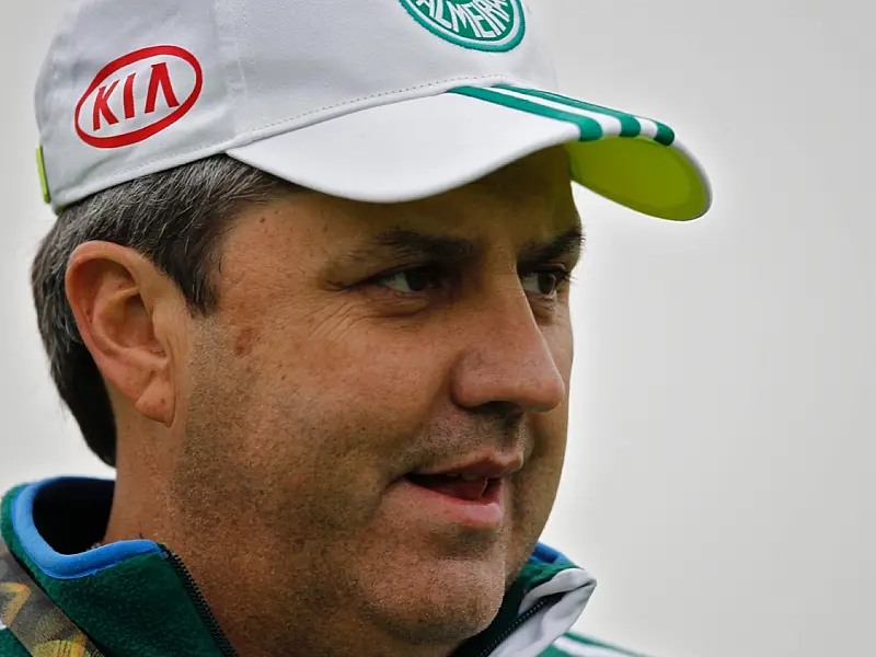 “Trabalhar no Palmeiras é como morar em Israel” declara Gilson Kleina