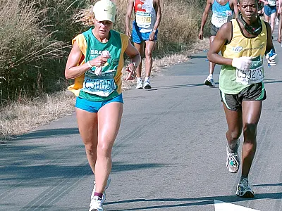 Maratonista de MS conquista prêmio por participar pela 10ª vez em maratona na África do Sul