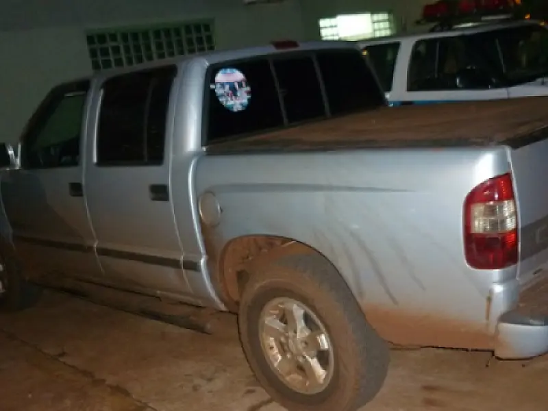 PM recupera caminhonete e esclarece furto em residência