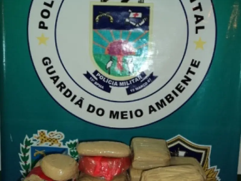 PMA prende mulher e dois homens com tabletes de pasta base de cocaína em Miranda
