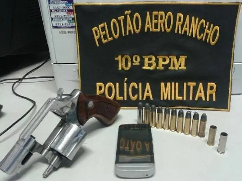 Revólver e munições são apreendidos em bairro da Capital