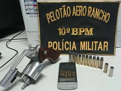 Revólver e munições são apreendidos em bairro da Capital