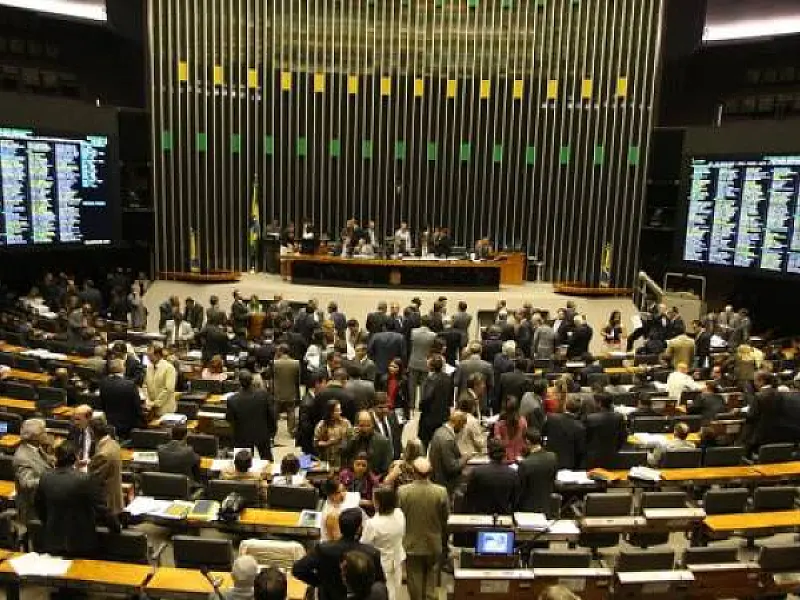 Câmara deve votar nesta terça medidas de pacote anticorrupção