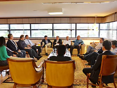 Fiems debate reforma tributária com comissão da Câmara dos Deputados