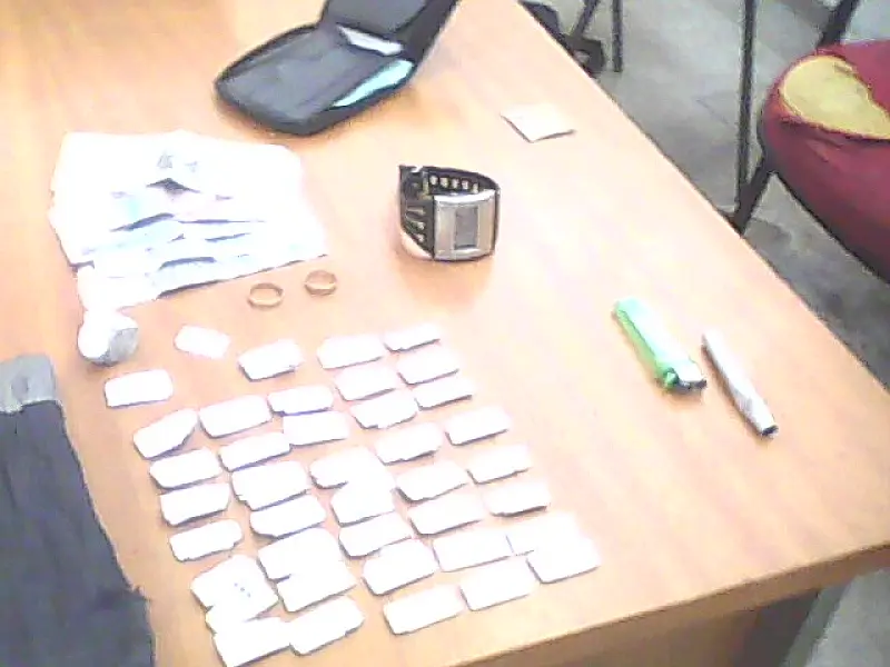 Homem é preso com 39 papelotes de pasta base