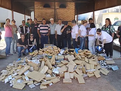 Eldorado e Mundo Novo incineram mais quase meia tonelada de droga