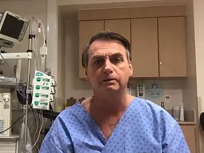 Bolsonaro passa por cirurgia na manhã de hoje em São Paulo