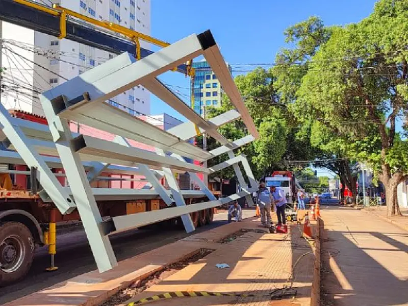 MONTAGEM DA ESTRUTURA DA 2ª ESTAÇÃO DE EMBARQUE DA RUI BARBOSA SERÁ CONCLUÍDA AINDA NESTE SÁBADO 
