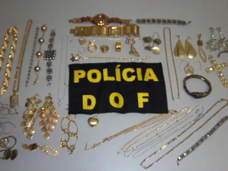 Evadido do semiaberto é apreendido com joias pelo DOF