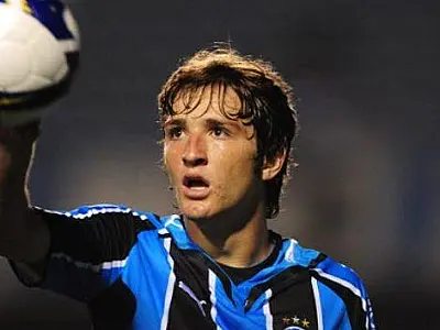 Mário Fernandes se recusa apresentar a Seleção