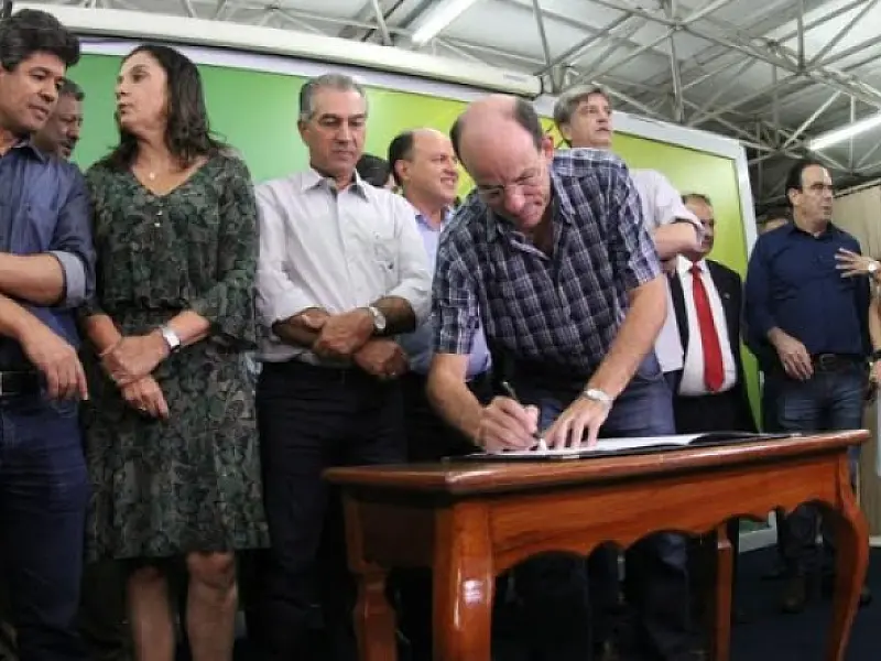 Prefeitos querem reerguer cidades afetadas pelas chuvas com parceria do Governo do Estado