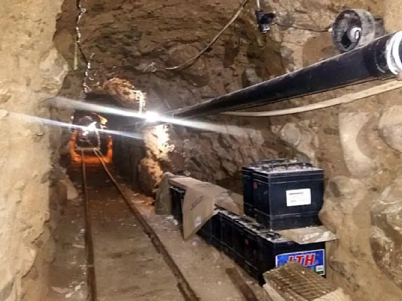 Polícia descobre 'túnel do tráfico' de quase 1 km entre México e EUA