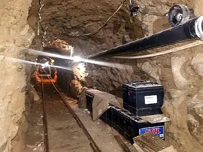 Polícia descobre 'túnel do tráfico' de quase 1 km entre México e EUA