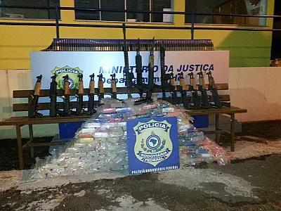 PRF apreende arsenal de guerra em Miranda