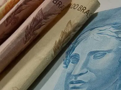 Adiantado, salário está na conta de servidores estaduais ativos e inativos
