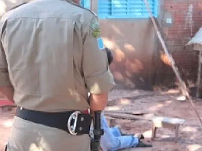 Homem comete suicídio usando varal de roupas em Naviraí