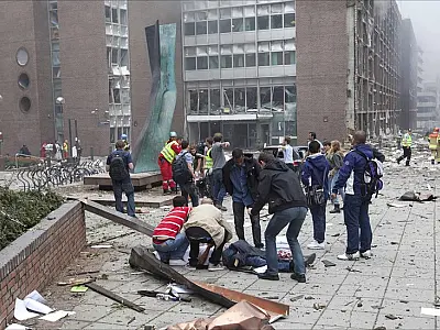 Polícia busca cúmplice de atentados na Noruega; mortos já chegam a 92