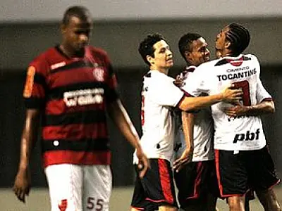 Flamengo é goleado pelo Atlético Goianiense e perde invencibilidade no Brasileiro