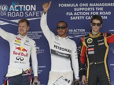 Hamilton supera Vettel e crava pole na Hungria
