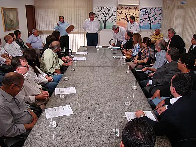 Governador Empossa representantes do Conselho Estadual das Cidades de MS