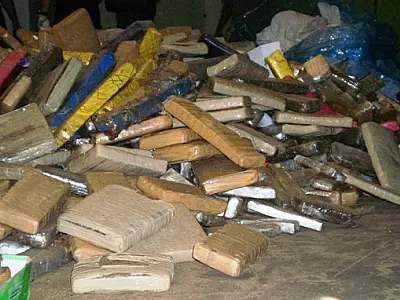 PF incinera duas toneladas de drogas em na cidade de Sidrolândia