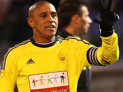 Roberto Carlos anuncia que será presidente do Anzhi