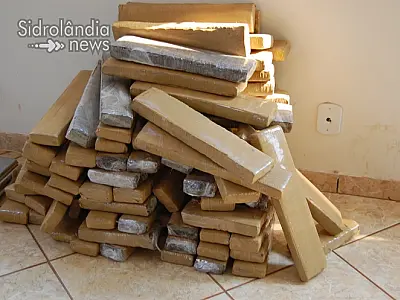 Ex-policial é preso com 128 kg de maconha em Sidrolândia
