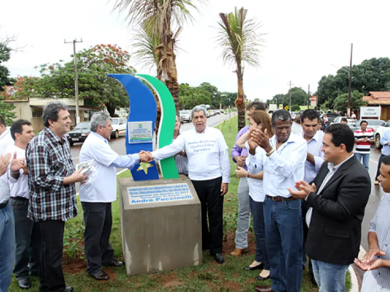Governador entrega de asfalto da MS-162 no Distrito de Quebra Coco