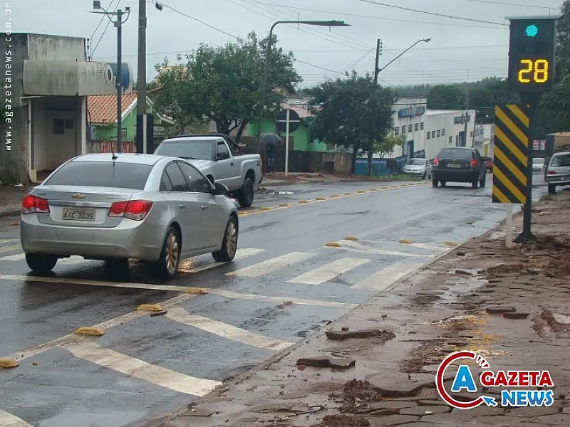Radares e lombadas entram em funcionamento na BR-163