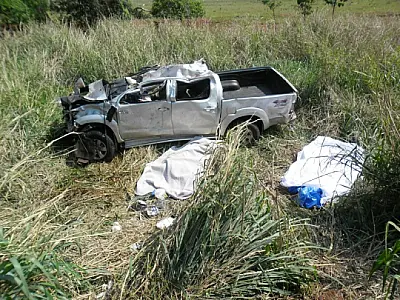 Grave acidente deixa dois mortos na BR 276