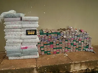Uma tonelada de maconha é encontrada em veículo tombado às margens da MS-289