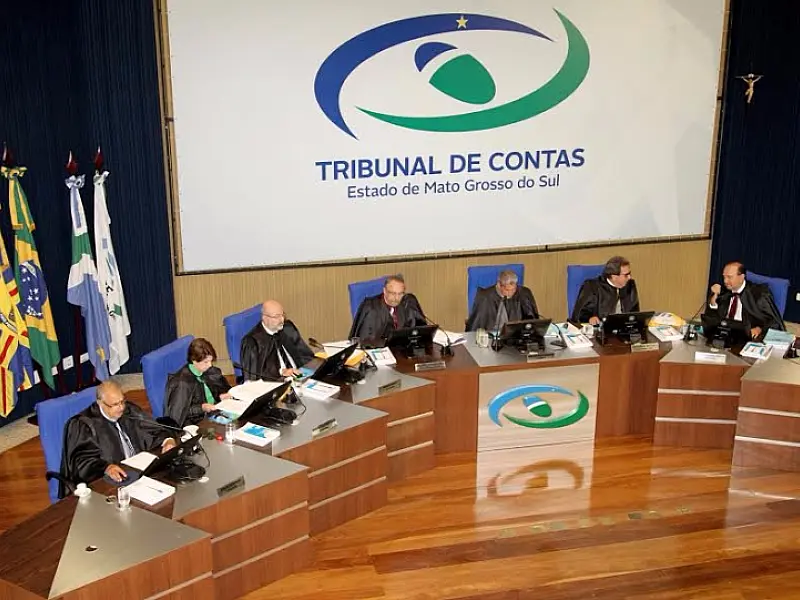 Tribunal de Contas julga 46 processos e aplica R$ 75 mil em multas
