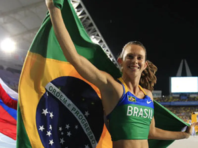 Fabiana Murer conquista primeiro ouro no Mundial