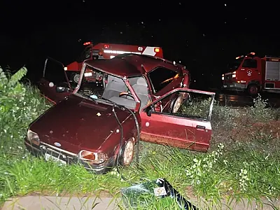 Defeito em veículo provoca acidente com dois carros na BR-359