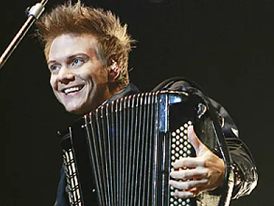 Michel Teló volta a fazer shows no Brasil