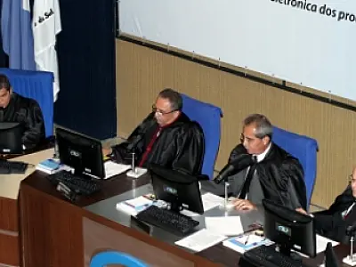 TCE multa e determina impugnação de R$ 112 mil a ex-gestores