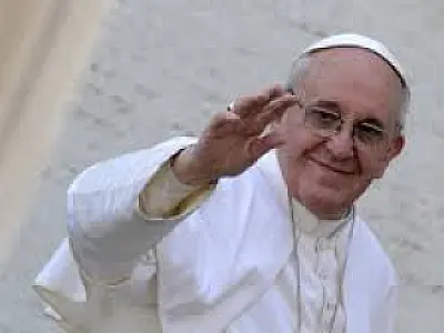 Papa aprova novas medidas contra lavagem de dinheiro