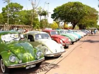 8º Encontro de Fuscas e Veículos Antigos acontece em Ivinhema