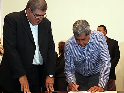 Governo de MS garante recursos e parcerias às prefeituras para 2,1 mil casas populares