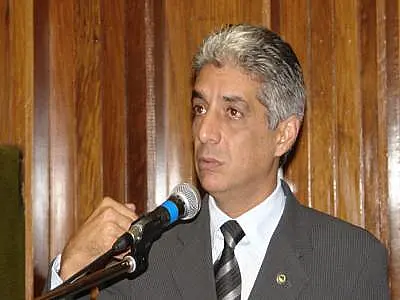 “Torço, mas não acredito que o Arroyo assuma o TCE”, diz Youssif