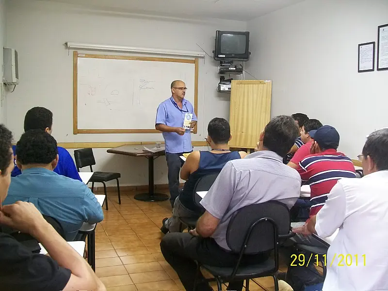 Motoristas são conscientizados sobre campanha a pedestres