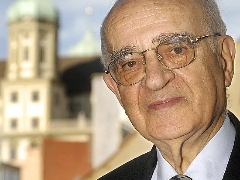 Morre aos 91 na Alemanha o redator da lista de Schindler